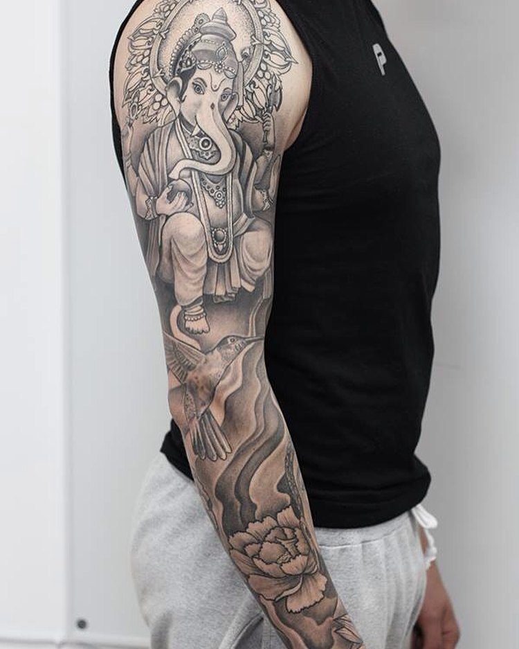 Sleeve with Lord Ganesha and Hummingbird